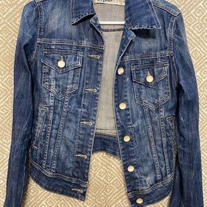 Women’s denim jacket